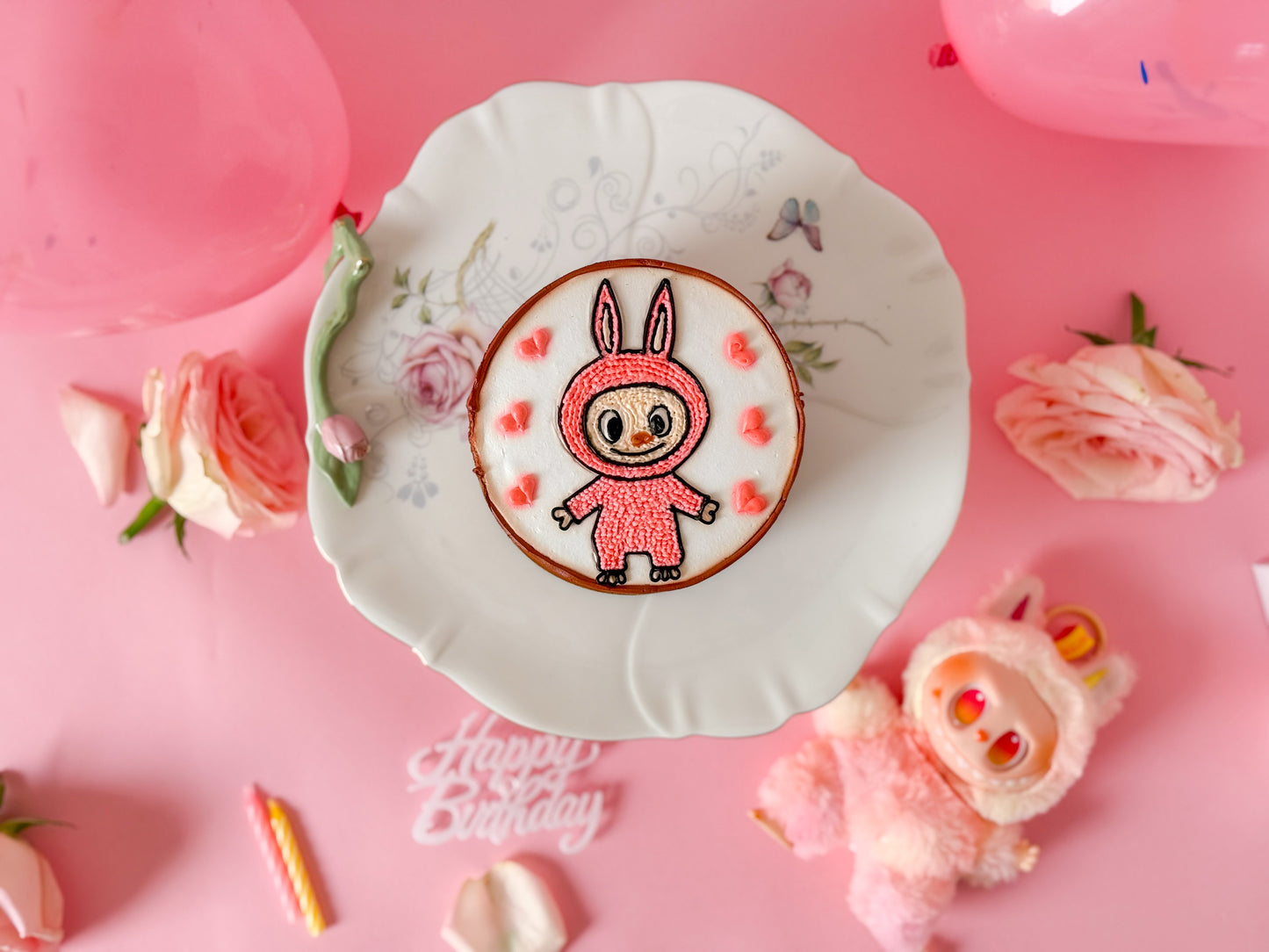 Labubu Birthday Gift Box โ Cake & Collectible Toy ๐