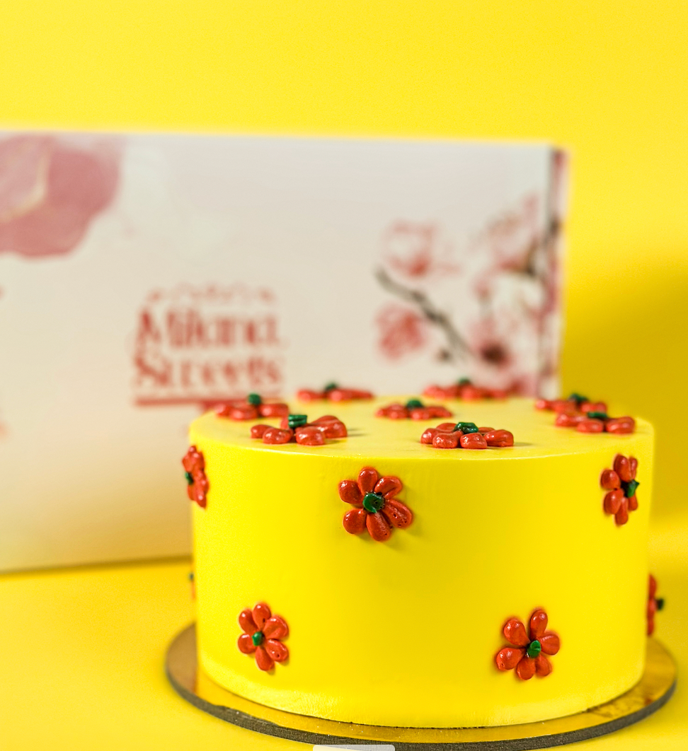 Milana Cake in Yellow